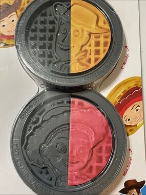 Pixar Dash Removable Mini Waffle Plates/inserts 2 in pkg. NWT Toy Story